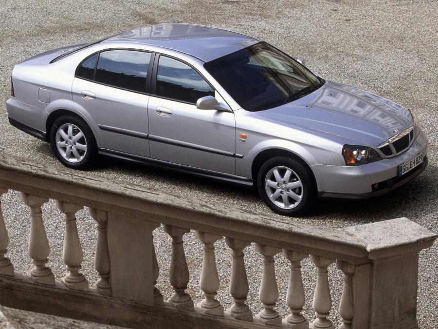  Daewoo Evanda 2003 года  (фото 15 из 19)